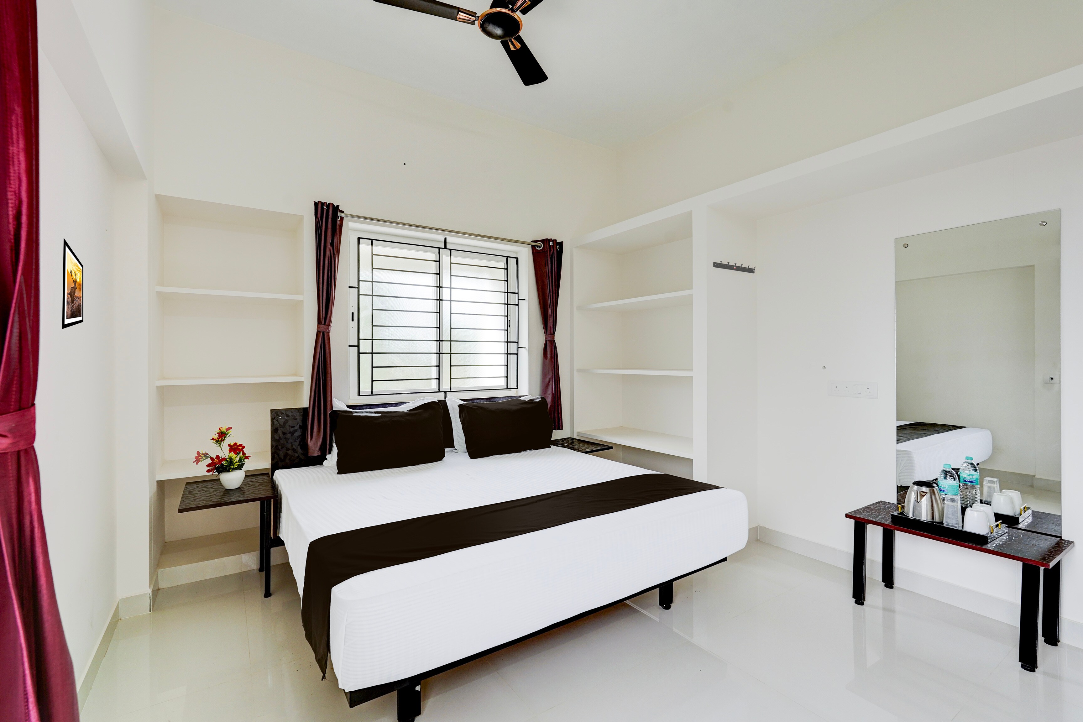 Hotel O Elegant Residency Vandalur Zoo - Tap to explore photos