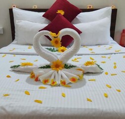 Deluxe Cottage with Garden Access