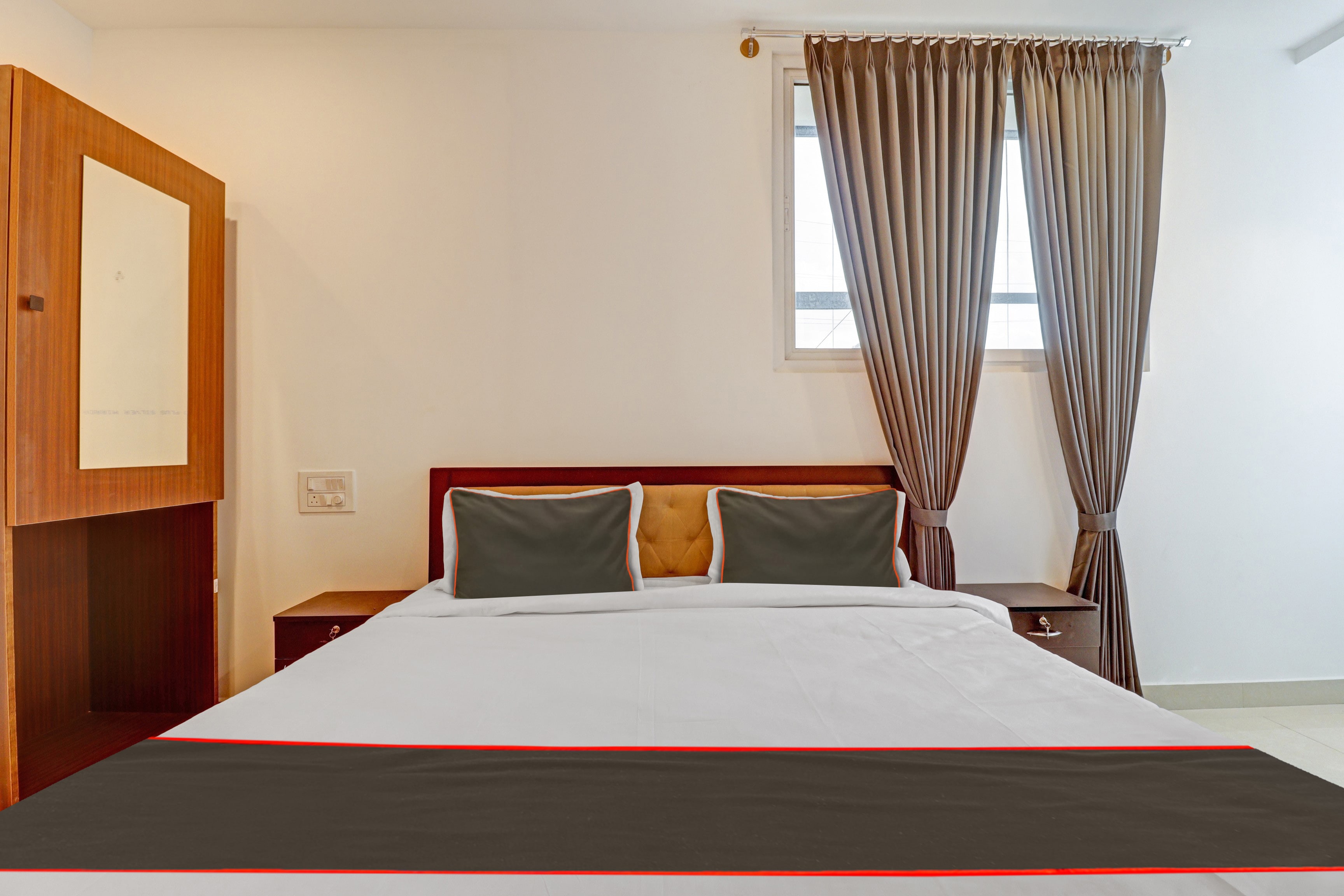 Hotel O Srinidhi Comfort - Tap to explore photos