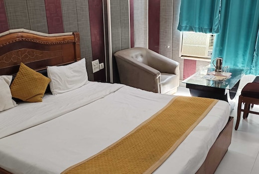Hotel O Taj Empire