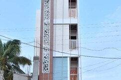 2 min walk from Shri Swami Samarth temple, Akkalkot