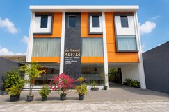 Hotel O near Pakuwon Mall formerly House Of Alfita, Sleman