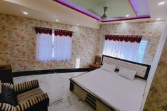 weavers lodge, Kalna
