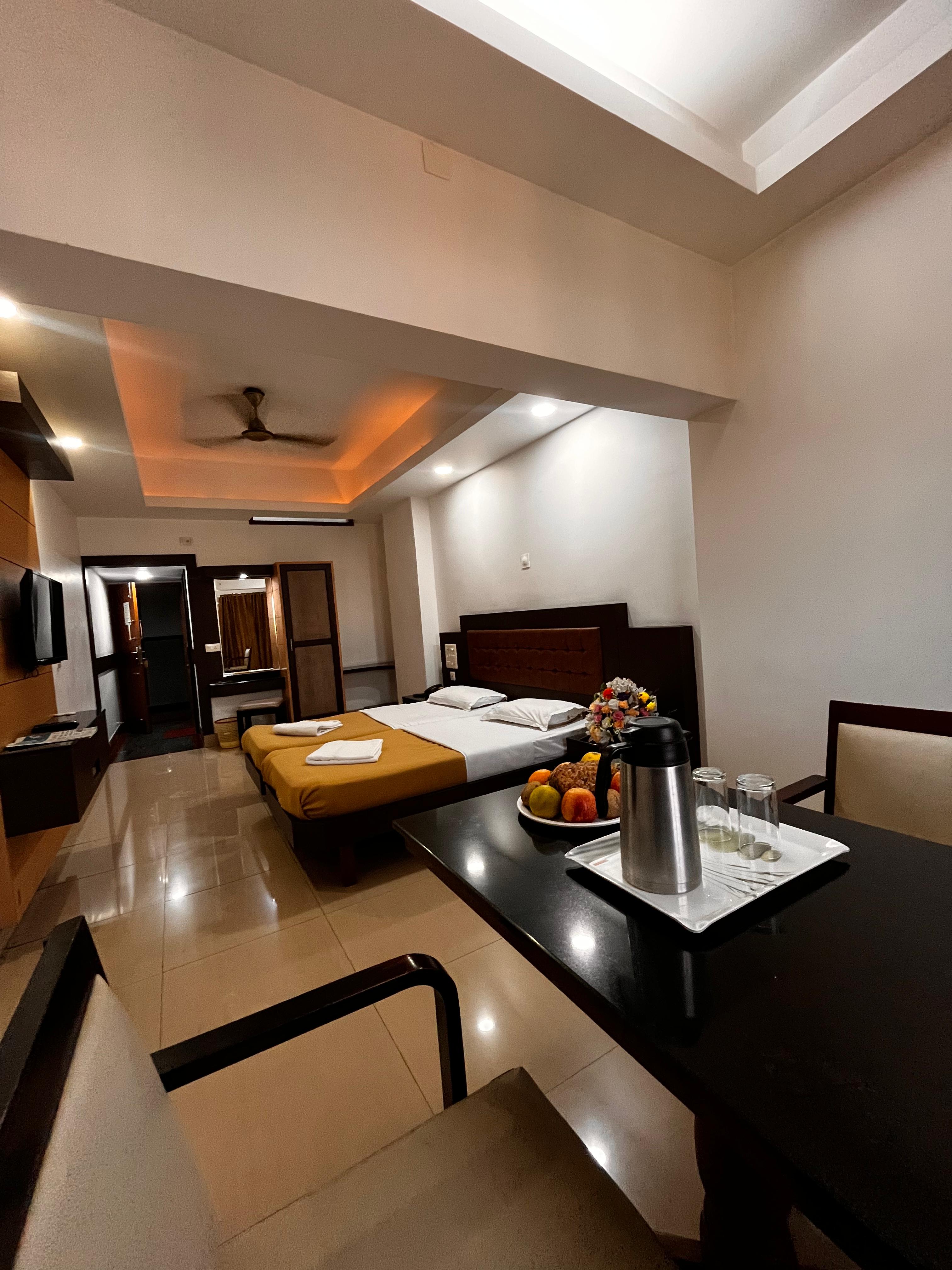 Hotel Kediyoor - Tap to explore photos