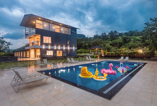 SaffronStays Sundowner