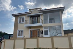 Cloud View Cottage, Ooty