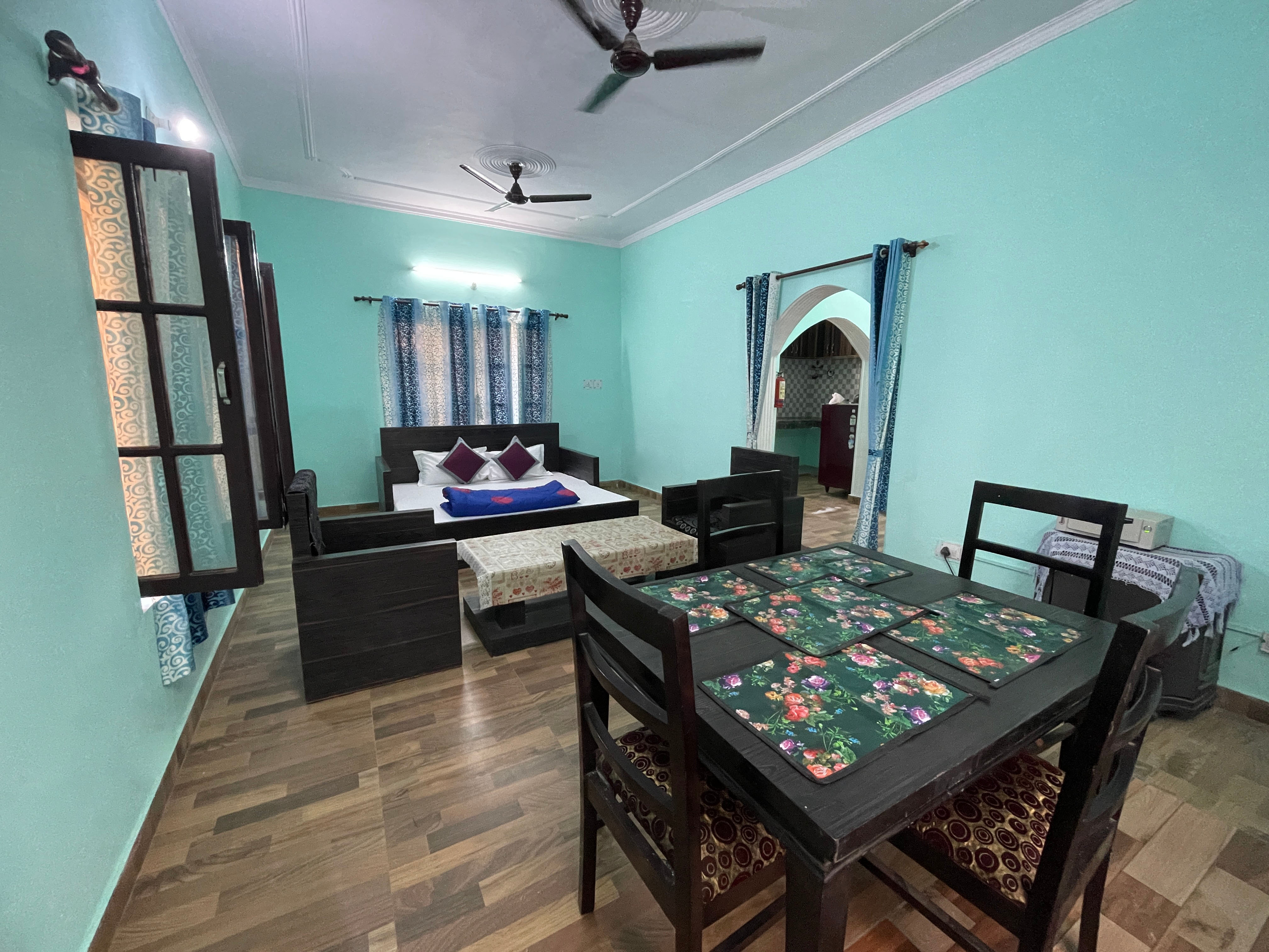 A Simple homestay - Tap to explore photos