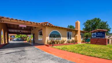 Best Western La Posada Motel - Tap to explore photos