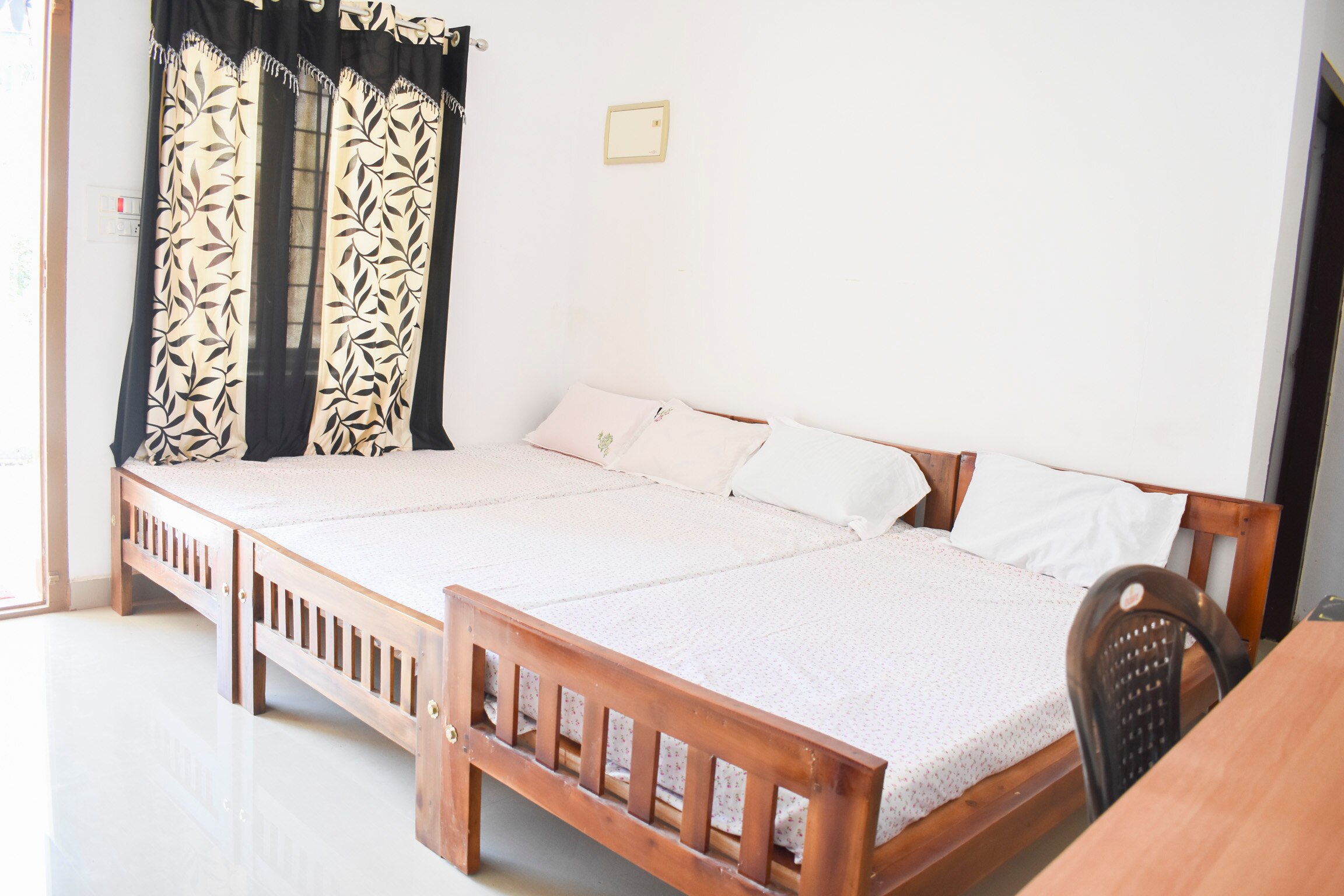 Chungath Holidays Homestay - Tap to explore photos