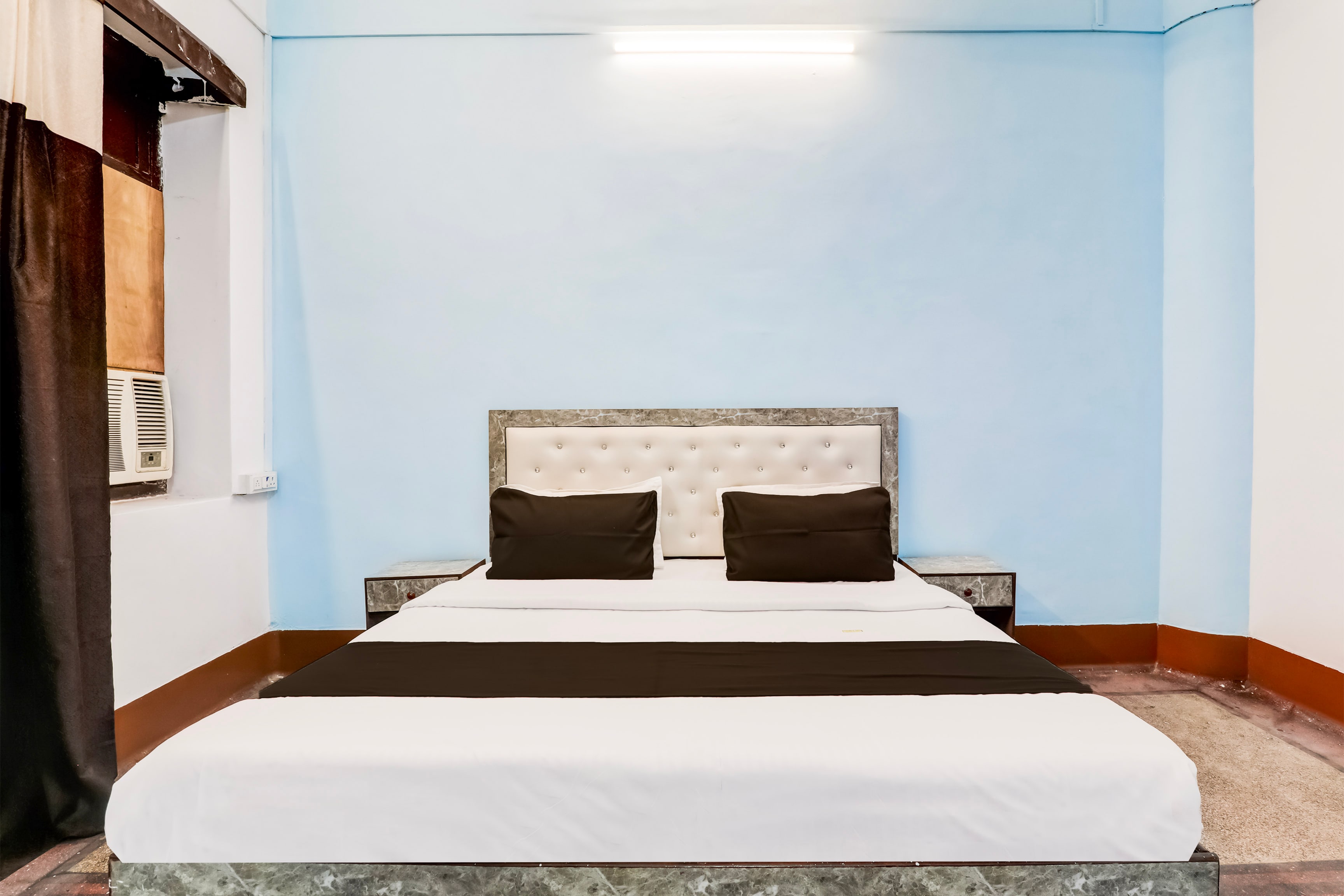 Hotel O Mannat - Tap to explore photos
