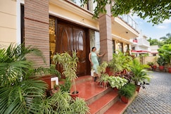 The Wildflower | Jacuzzi | Luxe Apartment, Dehradun