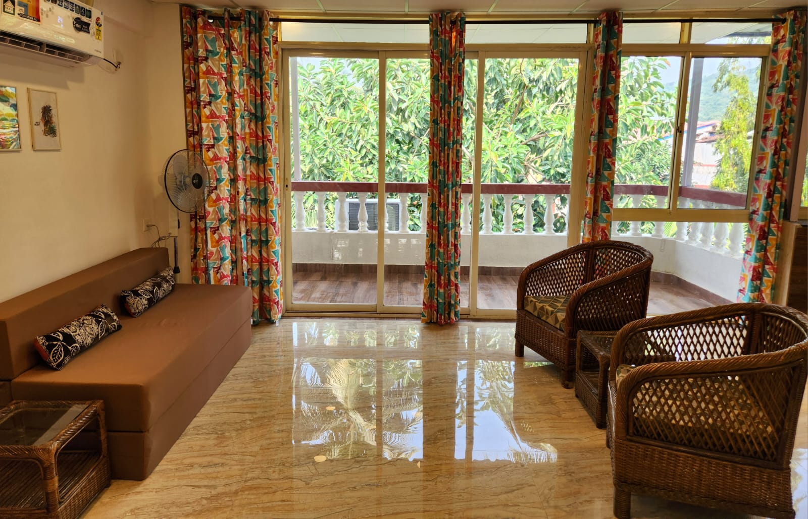 Tropical Dream 1 BHK Penthouse Apartment - Tap to explore photos