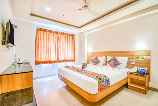 FabHotel Prime Royal Castle - Nr. Coimbatore North Railway Station