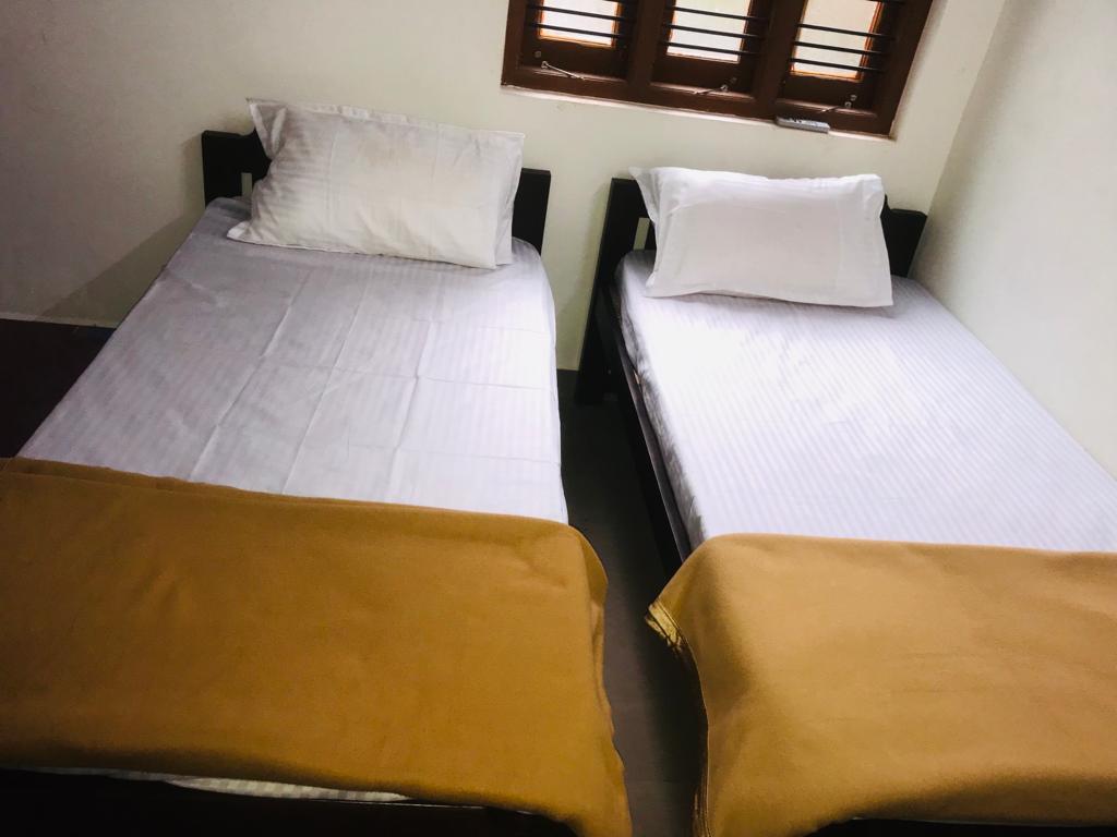 Mango Hills Homestay - Tap to explore photos