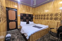 Hotel O Stay In, Katra
