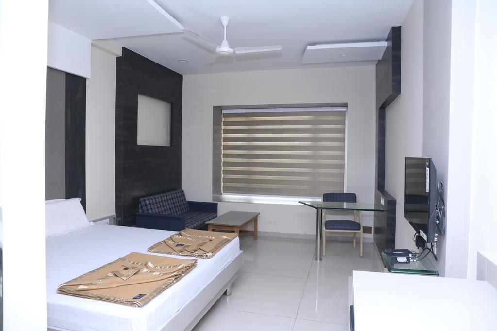 Kundan Leela Resorts - Tap to explore photos