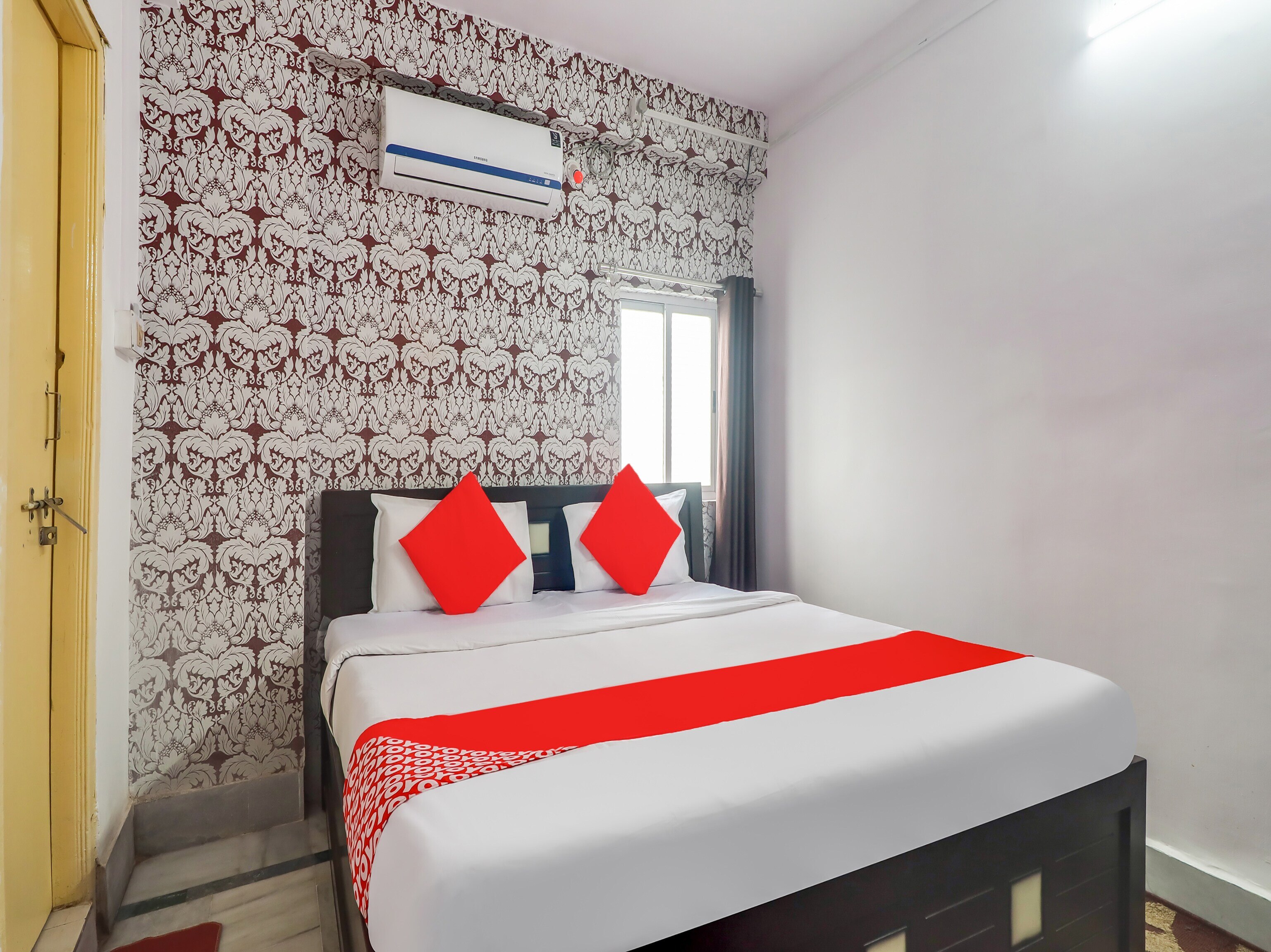 Hotel O OXY RUDRA INN - Tap to explore photos