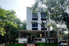 Hotel Kalpataru Oasis, Nashik