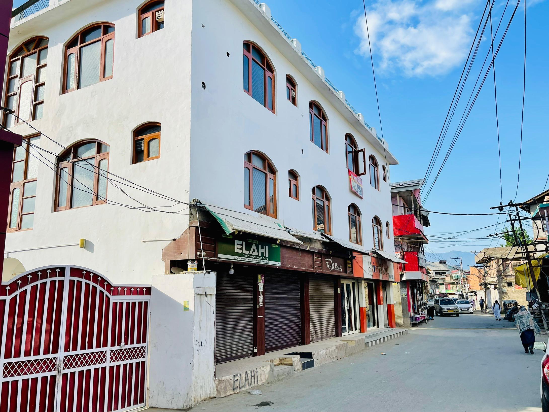 SANI GUEST HOUSE - Tap to explore photos