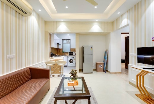 Avanti Manors - Service Apartments