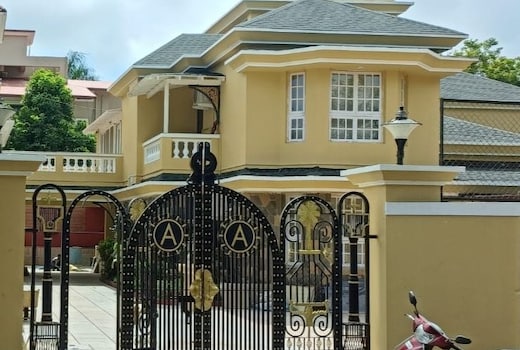 5BHK Golden Meadows by Pranaam Stays`