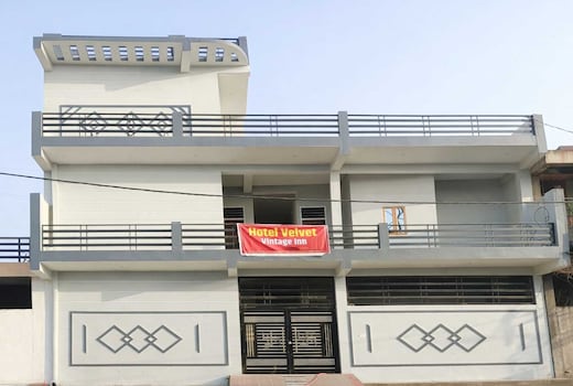 Hotel O Velvet Vintage Inn