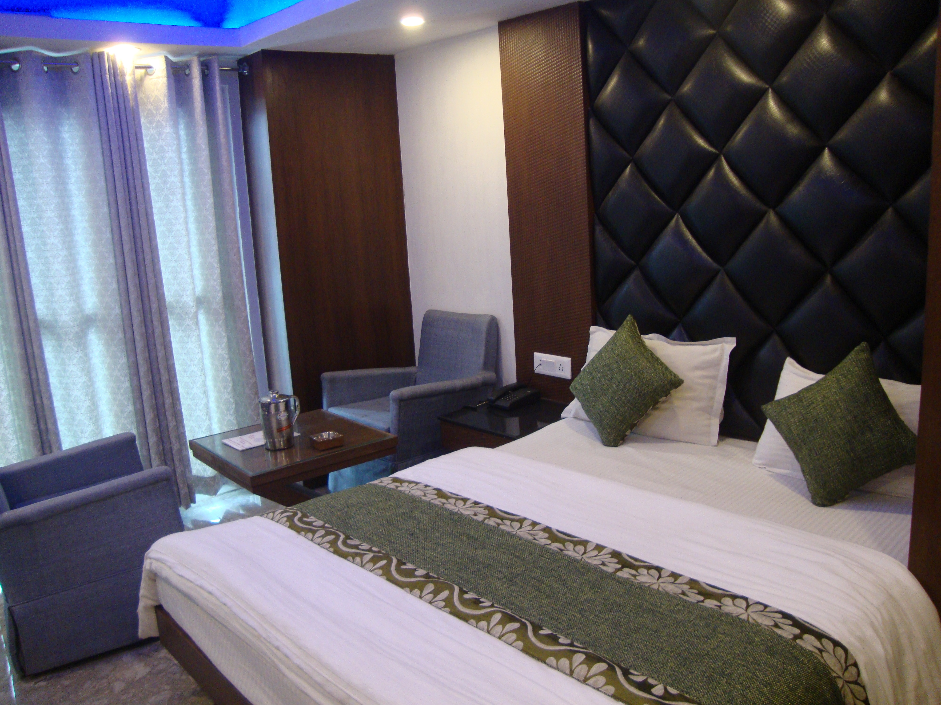 Hotel Hamers International at Mall Road, Mussoorie - Tap to explore photos