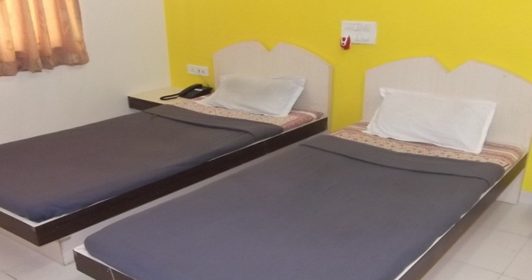 Hotel Samaro Stay - Tap to explore photos