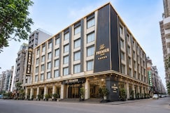 Hotel Le Premier Near Delhi Airport, Delhi