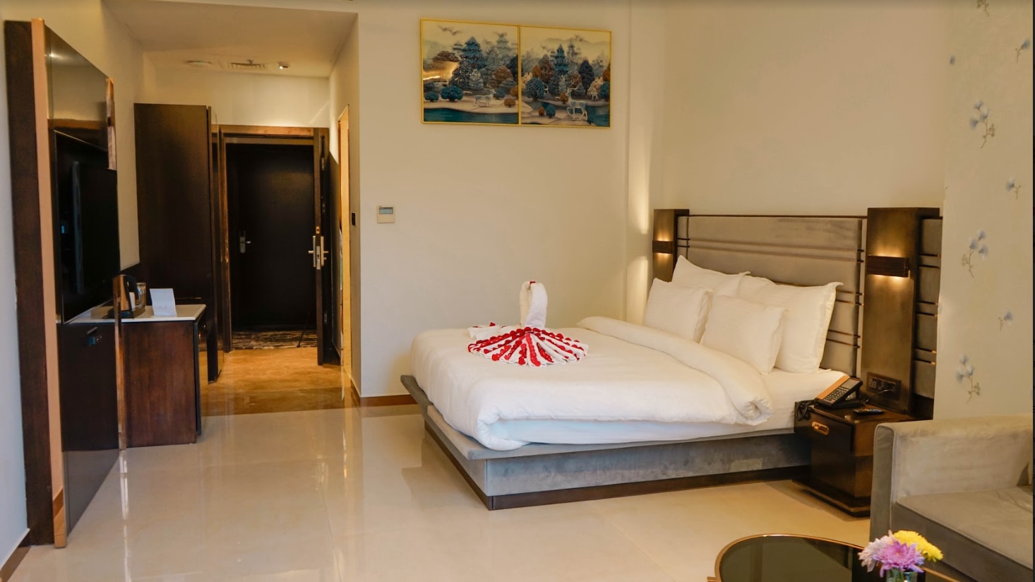 Hotel Shawn Elizey Jabalpur INR 180 OFF ( ̶3̶0̶0̶0̶ ) Hotel Price