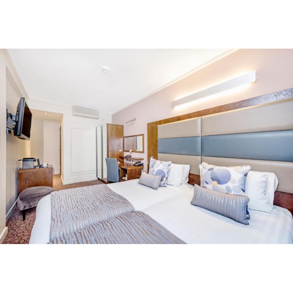 Mercure London Paddington - Tap to explore photos