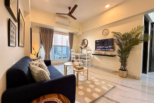 Modern 2BHK Apartment with Sea View in Khar West