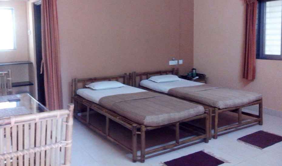 Vandashree Stay 4