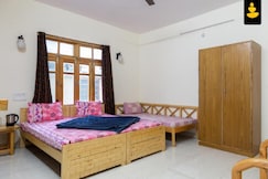 LivingStone| Backwater Resort, Banjar