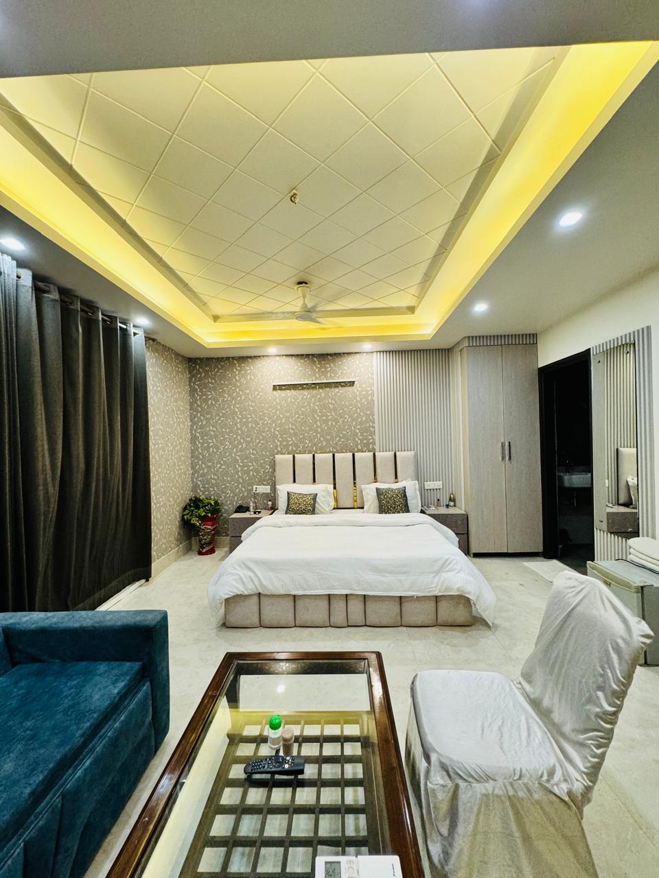 Hotel Dayal Regency, Millenium City Metro, Near Fortis Hospital - Tap to explore photos