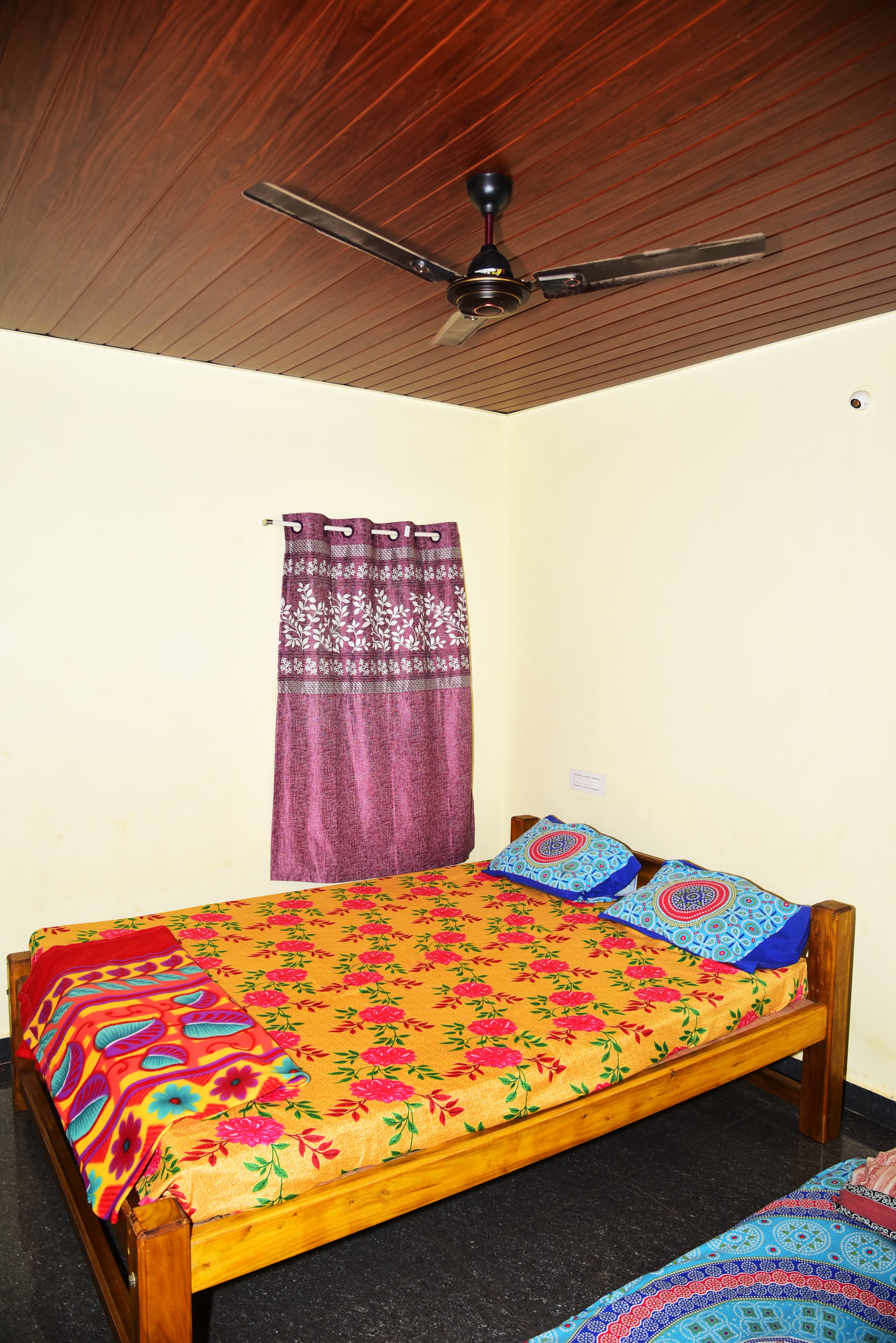 Shantika beach view stay - Tap to explore photos