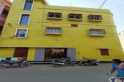 Dutta Residential Lodge, Tarapith