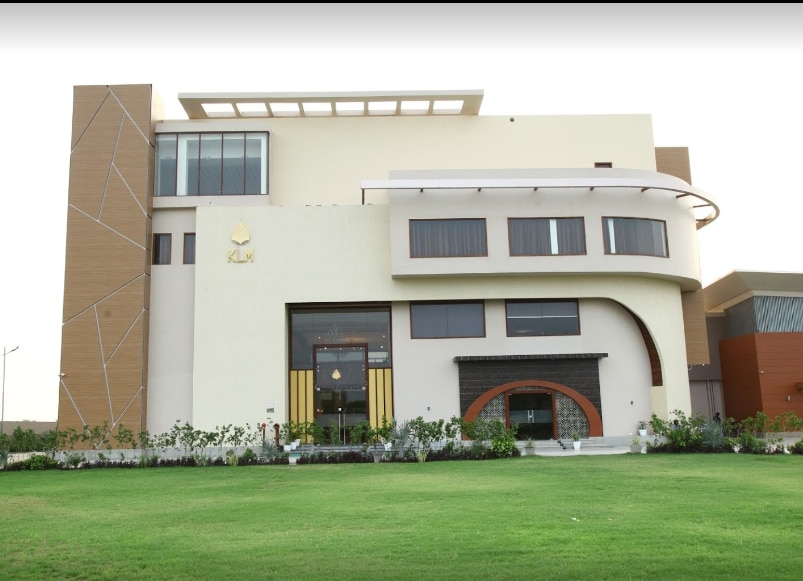 KLM Hotel & Resort Sri Ganganagar INR 952 OFF ( ̶4̶5̶0̶0̶ ) Resort Price, Address & Reviews
