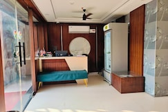 Town Tower Hotel And Restaurant, Sohagpur