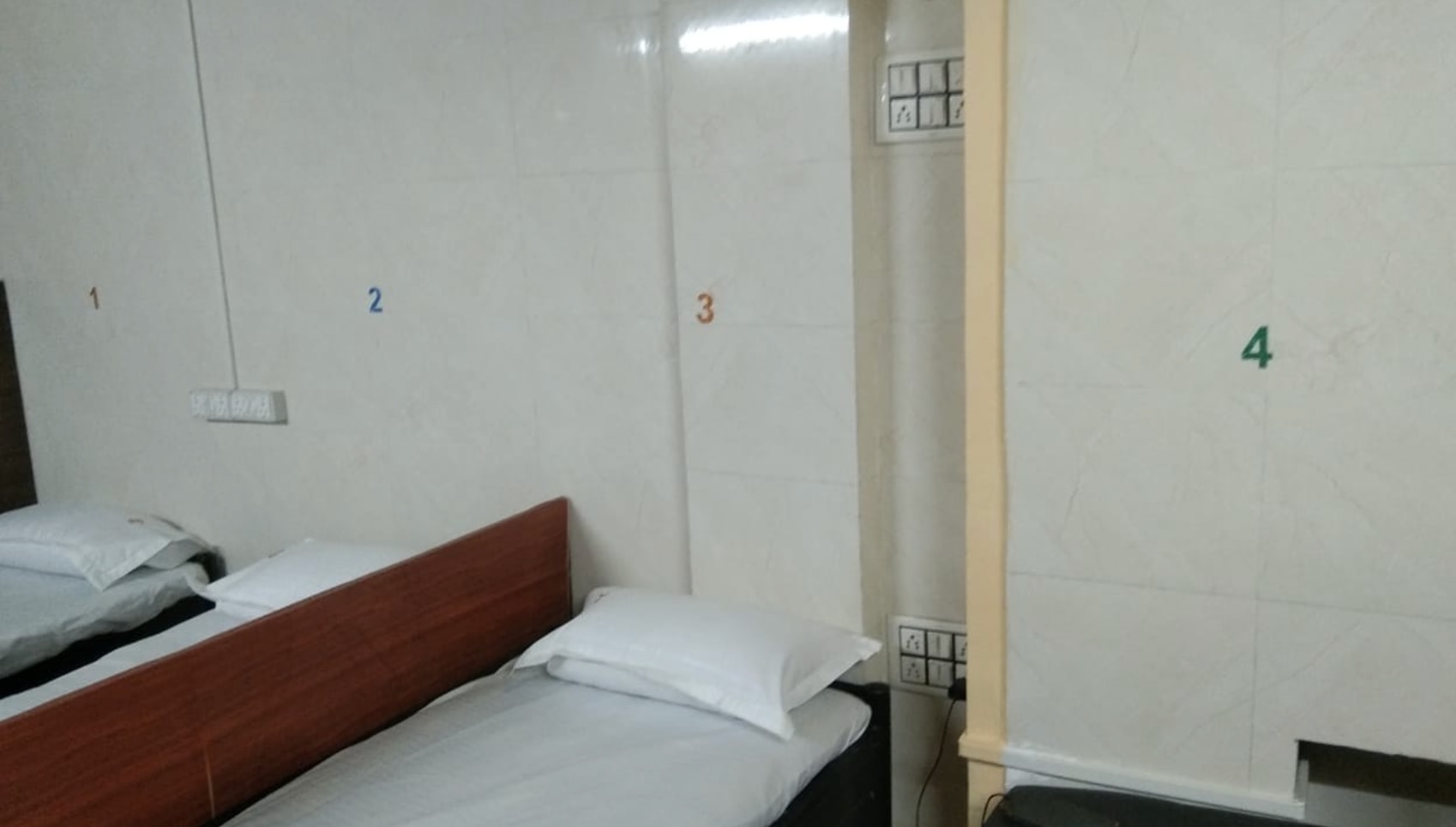 Paradise Dormitory Vashi - Tap to explore photos
