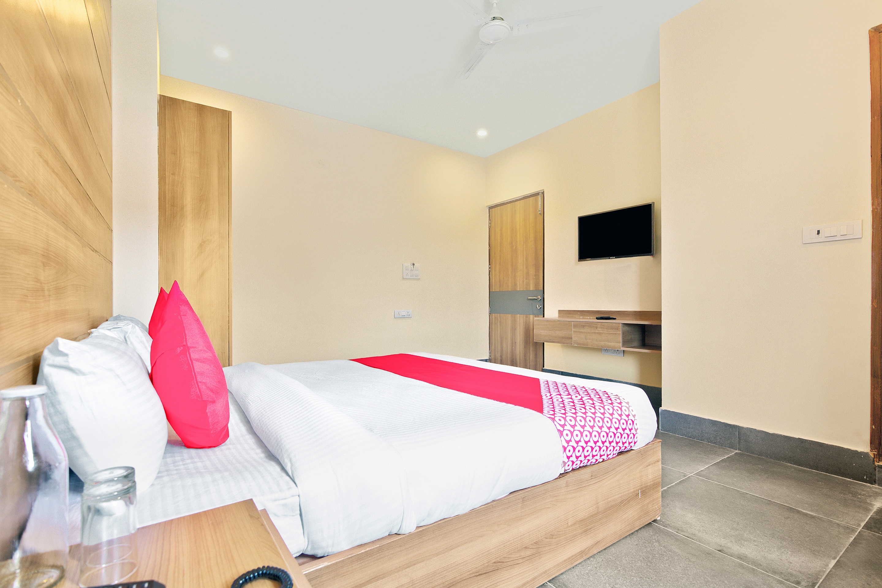 Super Hotel O Blessings Residency - Tap to explore photos