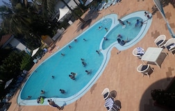 Swimming Pool 1