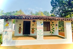 Leafwood Homestay, Chatarpur