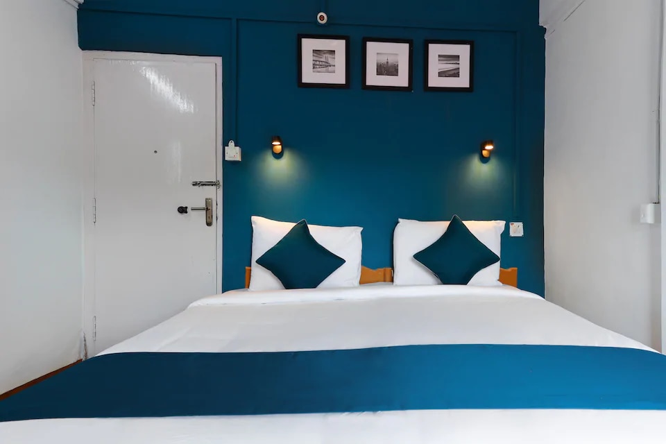 Hotel Munnar Central - Tap to explore photos