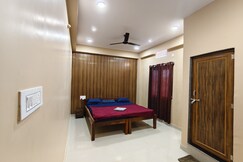 Hotel royal venus, Nabarangapur