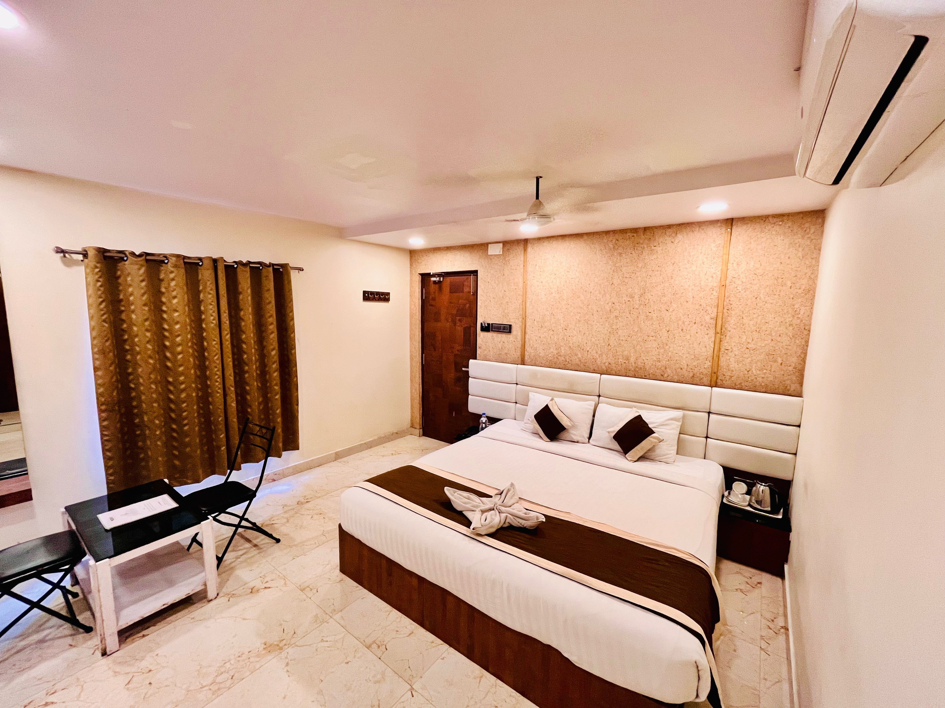 Ganesh Bhavan by Vinayak Hotels - Tap to explore photos
