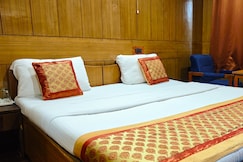 Hotel Ech Aar (Pure Veg) Kargil, Kargil