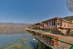 H. B. New California, Srinagar