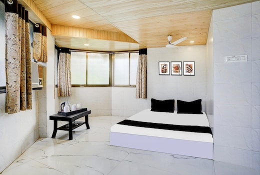 Super Hotel O Ambedkar Chowk Ulhasnagar