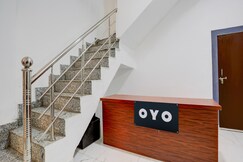 Hotel O Shiva Grand, Varanasi